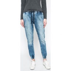 Jeansy damskie: Pepe Jeans – Jeansy Cosie