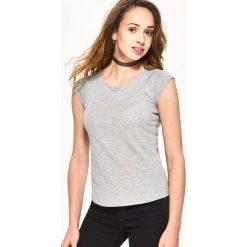 Odzież damska: T-shirt basic – Jasny szar