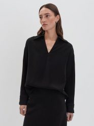 Someday Bluzka w kolorze czarnym rozmiar: 40. Czarne bluzki damskie someday., bez wzorów, bez kołnierzyka, bez ramiączek. Za 165.99 zł.