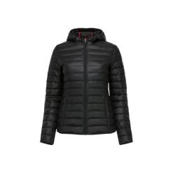 Damska lekka kurtka z kapturem JOTT Cloe Noos. Czarne kurtki damskie jott, bez wzorów, z puchu, z kapturem. Za 770.00 zł.