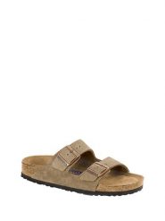 Birkenstock Skórzane klapki w kolorze beżowym rozmiar: 37. Brązowe klapki damskie Birkenstock, bez wzorów, z nubiku, z otwartym noskiem, bez obcasa, bez zapięcia. Za 314.95 zł.