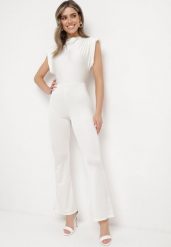 Biały Kombinezon z Rozszerzanymi Nogawkami i Poduszkami w Ramionach Atearai. Białe sukienki damskie Born2be, bez wzorów, eleganckie, bez ramiączek. Za 129.99 zł.