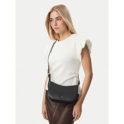 Torebka Furla. Czarne torebki klasyczne damskie Furla, bez dodatków. Za 1,439.00 zł.