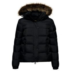 Damska kurtka z kapturem Superdry. Czarne kurtki damskie Superdry, na zimę, m, z aplikacjami, z nylonu, z kapturem. Za 635.80 zł.
