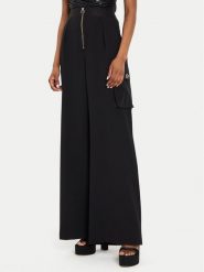 Rinascimento Spodnie materiałowe CFC0119837003 Czarny Relaxed Fit. Czarne spodnie materiałowe damskie Rinascimento, bez wzorów, z materiału. Za 269.99 zł.