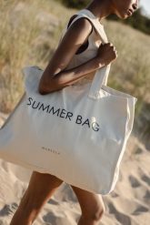 Torba typu shopper bag beżowa SUMMER BAG-UNI. Brązowe torby sportowe Marsala, bez wzorów, z bawełny. Za 149.90 zł.