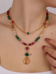 Pierres delicates Pozłacany naszyjnik z elementami ozdobnymi - dł. 50 cm rozmiar: onesize. Brązowe naszyjniki damskie Pierres delicates, z agatem, pozłacane. Za 108.99 zł.