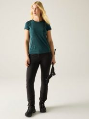 Regatta Spodnie trekkingowe "Mountain III" w kolorze czarnym rozmiar: 42. Czarne spodnie dresowe damskie Regatta, bez wzorów. Za 212.30 zł.