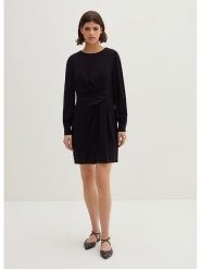 STEFANEL Sukienka w kolorze czarnym rozmiar: 44. Czarne sukienki damskie Stefanel, bez wzorów, z wiskozy, bez ramiączek. Za 304.99 zł.