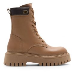 Trapery Badura. Brązowe trapery damskie Badura, bez zapięcia. Za 429.99 zł.