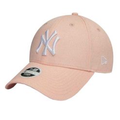 Czapka Z Daszkiem League Essential New York Yankees. Czerwone czapki z daszkiem damskie New Era, bez wzorów. Za 156.99 zł.