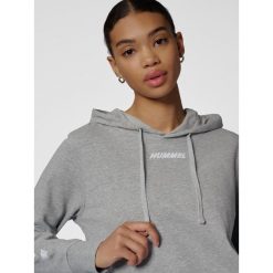 Bluza damska z kapturem Hummel Elemental. Szare bluzy damskie Hummel, bez wzorów, z kapturem. W wyprzedaży za 146.40 zł.