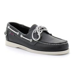 Tenisówki Sebago Model Docksides Portland Kolor Niebieski. Niebieskie obuwie sportowe damskie Sebago, bez wzorów, ze skóry, bez zapięcia. Za 708.45 zł.