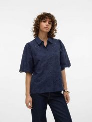 Vero Moda Koszula "Hay" w kolorze granatowym rozmiar: S. Niebieskie koszule damskie Vero Moda, s, bez wzorów, z bawełny, bez kołnierzyka, bez ramiączek. Za 52.79 zł.