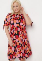 Różowa Trapezowa Sukienka Bawełniana z Elastycznym Dekoltem i Sznurkiem w Talii Eeraphina. Czerwone sukienki damskie Born2be, bez wzorów, z bawełny, eleganckie, bez ramiączek. Za 79.99 zł.