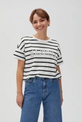 Bluza w paski z napisem biała. Białe bluzy damskie MOODO, l, bez wzorów, z bawełny, bez kaptura. W wyprzedaży za 49.99 zł.