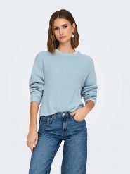 ONLY Sweter w kolorze błękitnym rozmiar: S. Niebieskie swetry klasyczne damskie Only, s, ze splotem, bez kołnierzyka. Za 79.03 zł.