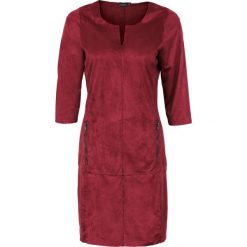 Sukienka ze sztucznej skóry welurowej bonprix ciemny jeżynowy. Fioletowe sukienki damskie bonprix, ze skóry. Za 179.99 zł.