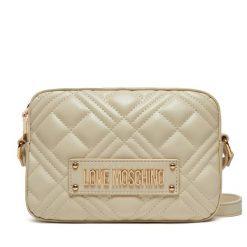 Torebka LOVE MOSCHINO. Czarne listonoszki damskie Love Moschino, bez wzorów, bez dodatków. Za 949.99 zł.