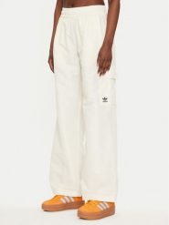 Adidas Spodnie dresowe Essentials Woven Cargo IX9970 Écru Loose Fit. Spodnie dresowe damskie Adidas, xs, bez wzorów, z dresówki. Za 179.99 zł.