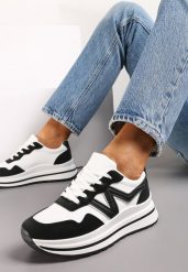Czarne Sznurowane Sneakersy z Ekoskóry na Grubej Podeszwie Literna. Czarne obuwie sportowe damskie Renee, bez zapięcia. Za 99.99 zł.