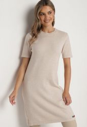 Beżowa Dzianinowa Sukienka z Wiskozą o T-shirtowym Kroju z Ozdobnymi Guziczkami Arissana. Brązowe sukienki damskie Born2be, bez wzorów, z dzianiny, eleganckie, bez ramiączek. W wyprzedaży za 67.99 zł.