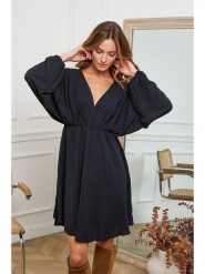 Joséfine Sukienka "Jakar" w kolorze czarnym rozmiar: S. Czarne sukienki damskie Joséfine, bez wzorów, bez ramiączek. Za 178.37 zł.