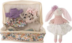 Przytulanka Milly z akcesoriami 6 el. Przytulanki i maskotki Bloomingville. Za 158.00 zł.