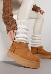 Brązowe Śniegowce na Grubej Podeszwie Zdobione Haftem Sewnella. Brązowe śniegowce damskie Born2be, z jeansu. Za 69.99 zł.