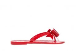 Japonki T&G Fashion 22-123 Red, Czerwony, Guma - 35-36. Czerwone klapki damskie TG, z aplikacjami, z gumy, bez obcasa, bez zapięcia. W wyprzedaży za 26.10 zł.