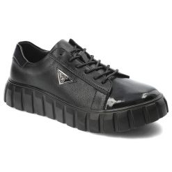 Czarne Sneakersy Filippo Modne Buty Damskie. Czarne obuwie sportowe damskie Filippo, na wiosnę, z materiału, bez zapięcia. Za 209.00 zł.