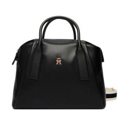 Torebka Tommy Hilfiger. Czarne torebki klasyczne damskie Tommy Hilfiger, bez dodatków. Za 649.99 zł.