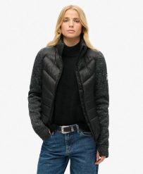 Kurtka hybrydowa Storm z dzianiny. Czarne kurtki damskie Superdry, xs, bez wzorów, z dzianiny, bez kaptura. Za 428.00 zł.