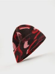 Żakardowa czapka z wełną - wielobarwny. Czapki damskie Reserved, bez wzorów, z wełny. W wyprzedaży za 49.99 zł.
