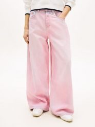 Tommy Jeans Dżinsy o luźnym kroju - Charlie Kobiety Bawełna różowy, 28-30. Czerwone jeansy damskie Tommy Jeans. Za 379.95 zł.