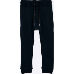 Nativo - Spodnie dziecięce 104-152 cm. Spodnie dresowe chłopięce marki 4F. Za 79.90 zł.