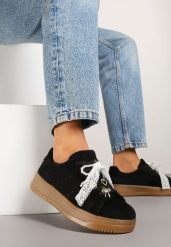 Czarne Sneakersy na Niskiej Platformie z Aplikacjami i Kokardkami Divienne. Czarne obuwie sportowe damskie Renee, z jeansu, bez zapięcia. Za 89.99 zł.