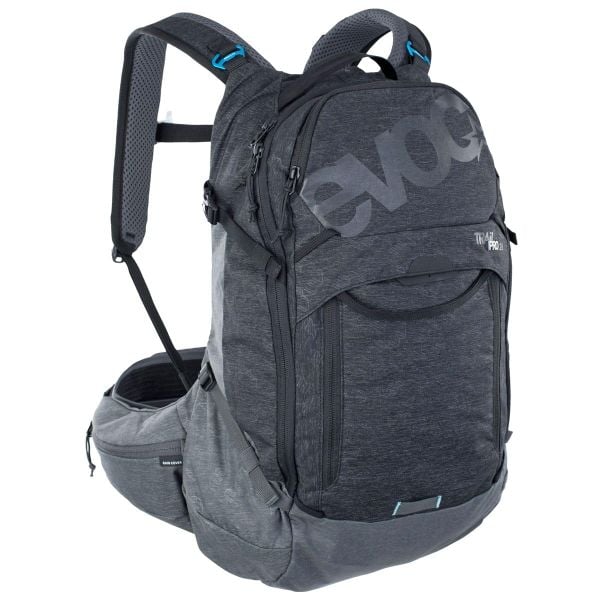 Plecak Evoc trail pro 26. Czarne plecaki EVOC, bez wzorów, z poliesteru. W wyprzedaży za 862.05 zł.