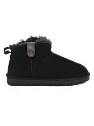 ISLAND BOOT Botki "Ifza" w kolorze czarnym rozmiar: 36. Czarne botki damskie Island Boot, z materiału, z okrągłym noskiem, bez obcasa, bez zapięcia. Za 127.35 zł.