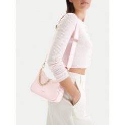 Torebka JENNY. Czerwone torebki klasyczne damskie Jenny, bez dodatków. Za 129.99 zł.