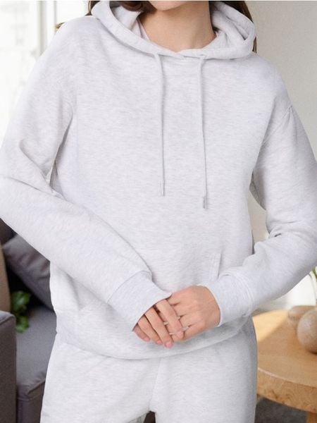 Bluza z kapturem - Inny. Bluzy damskie Sinsay, l, bez wzorów, z kapturem. Za 39.99 zł.