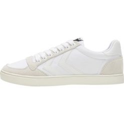 Sneakersy Hummel Slimmer Stadil Tonal. Białe obuwie sportowe damskie Hummel, bez zapięcia, trekkingowe. Za 328.00 zł.