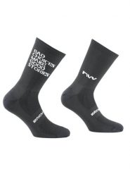 Skarpety rowerowe NORTHWAVE Bad Choices Sock czarny. Czarne skarpetki damskie Northwave, bez wzorów, z dzianiny. Za 39.00 zł.