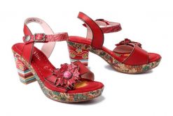 LAURA VITA 0007684 Nellao 31 rouge, sandały damskie. Czerwone sandały damskie LAURA VITA, bez wzorów, ze skóry, bez obcasa, na obcasie, bez zapięcia. Za 339.91 zł.