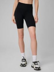 4F Szorty sportowe w kolorze czarnym rozmiar: M/L. Czarne spodenki sportowe damskie 4F, l, bez wzorów, z materiału, z podwyższonym stanem, outdoorowe. Za 61.75 zł.