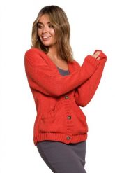 Krótki sweter rozpinany z wełną zapinany na guziki czerwony. Czerwone kardigany damskie Polskie swetry, l, bez wzorów, z nylonu. Za 249.00 zł.