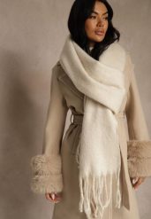 Jasnobeżowy Szalik Ozdobiony Frędzlami Owedela. Brązowe szaliki damskie Renee, bez wzorów, z jeansu. Za 39.99 zł.