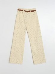 Jeansy wide leg z paskiem - kremowy. Białe jeansy damskie Sinsay. Za 79.99 zł.