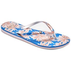 Japonki plażowe damskie ROXY Portofino III. Niebieskie klapki damskie Roxy, bez wzorów, z gumy, bez obcasa, bez zapięcia. Za 59.99 zł.