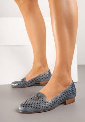 Niebieskie Czółenka Ażurowe z Ozdobnym Motylkiem i Skórzaną Wkładką Davialira. Niebieskie czółenka damskie Born2be, w ażurowe wzory, bez obcasa. Za 129.99 zł.